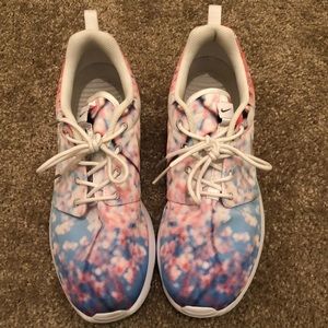 Cherry blossom Nike Roshe sneaker